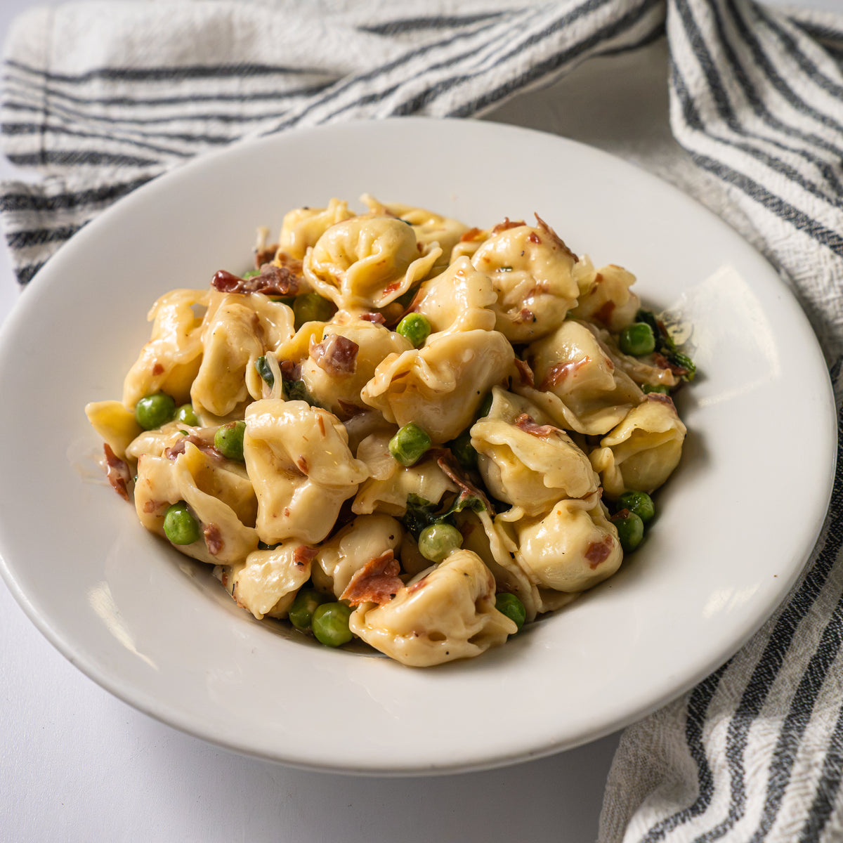 Tortelloni, Prosciutto, & Peas - VendaRavioli
